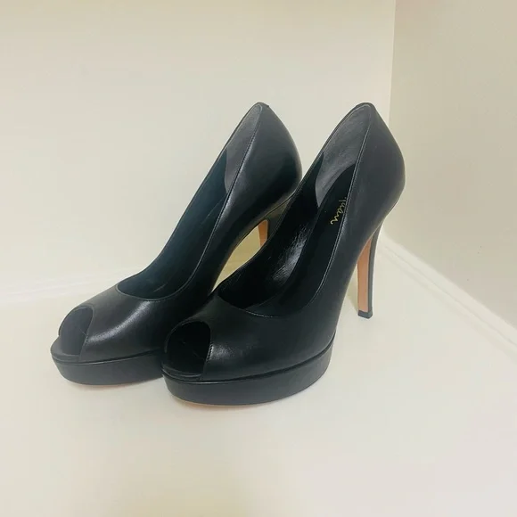 Cole Haan, Nike Air, Black Leather, Open Toe Pumps. Size 8 - Picture 3 of 9